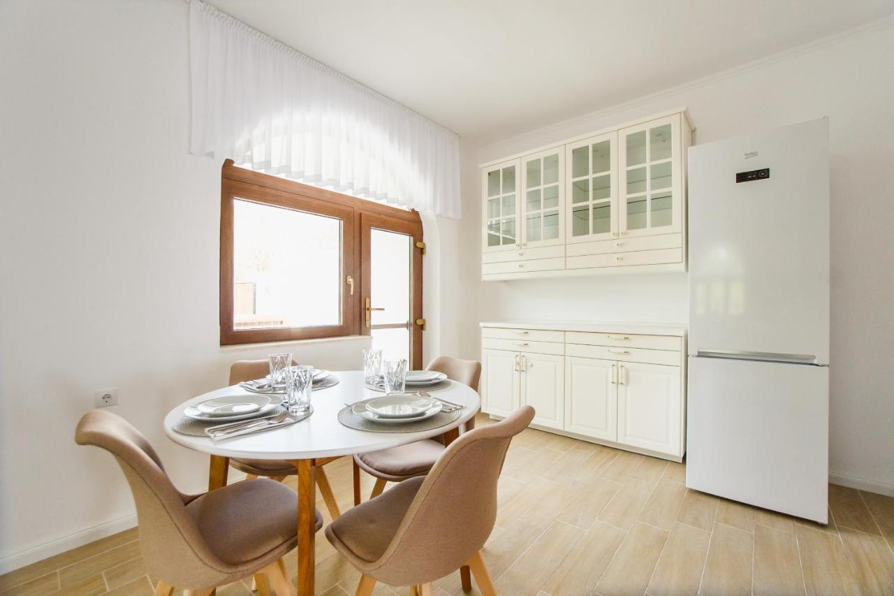 Rya Residence Oradea Extérieur photo