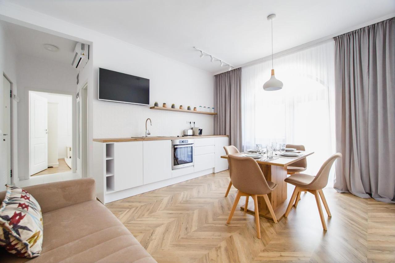 Rya Residence Oradea Extérieur photo
